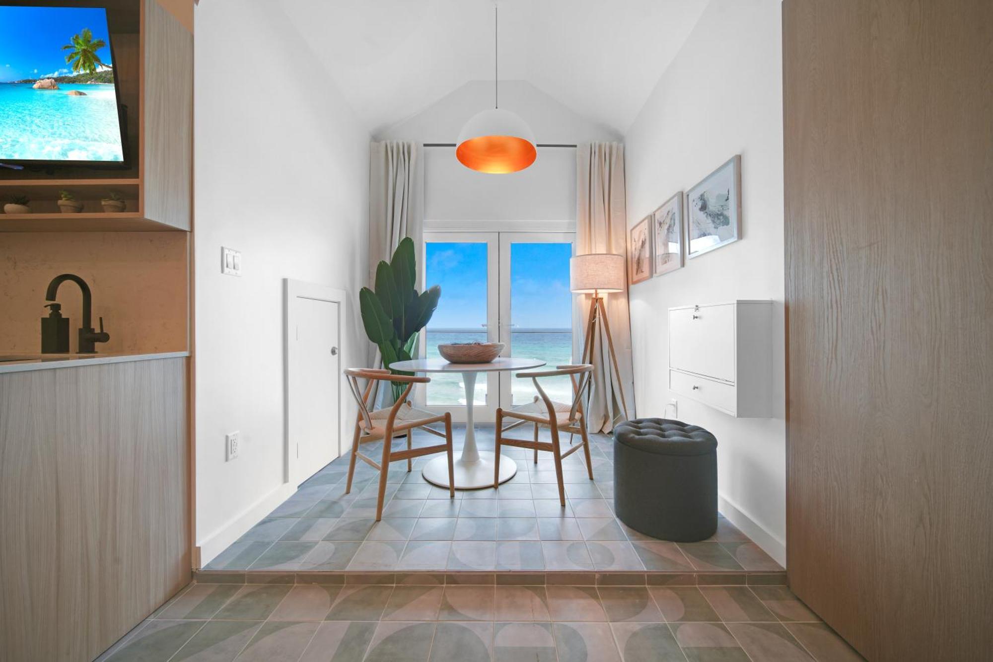 Cobalt Coast Resort West Bay Εξωτερικό φωτογραφία