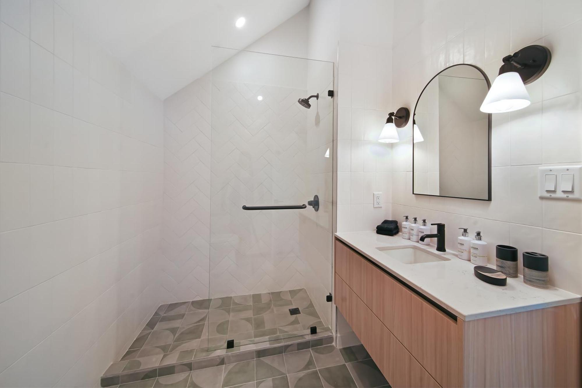 Cobalt Coast Resort West Bay Εξωτερικό φωτογραφία