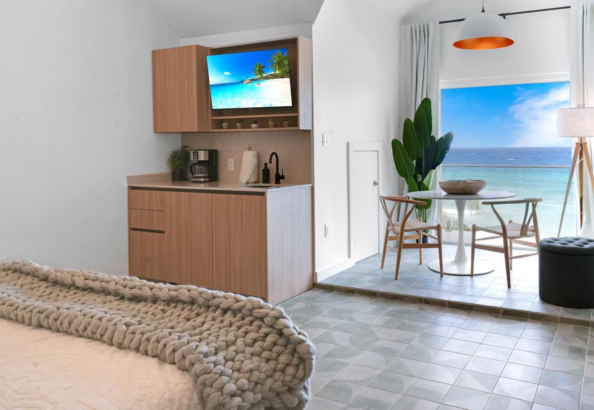 Cobalt Coast Resort West Bay Εξωτερικό φωτογραφία