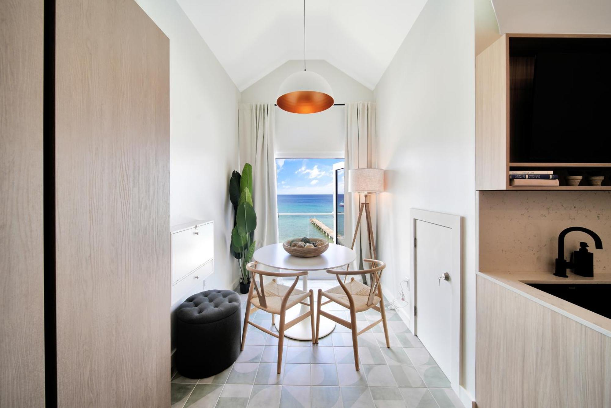Cobalt Coast Resort West Bay Εξωτερικό φωτογραφία